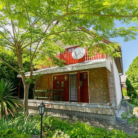 Holiday Home Rakoczi - MAF139 Balatonmáriafürdő Zewnętrze zdjęcie