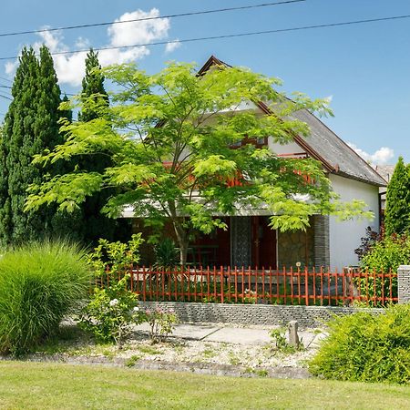 Holiday Home Rakoczi - MAF139 Balatonmáriafürdő Zewnętrze zdjęcie