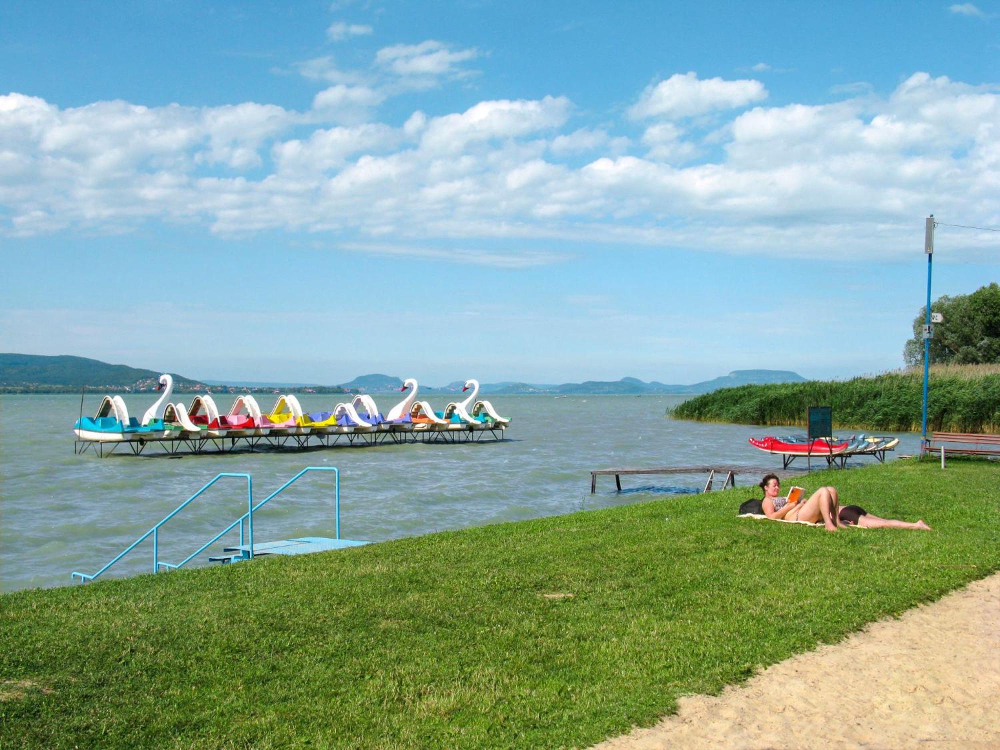 Holiday Home Rakoczi - MAF139 Balatonmáriafürdő Zewnętrze zdjęcie